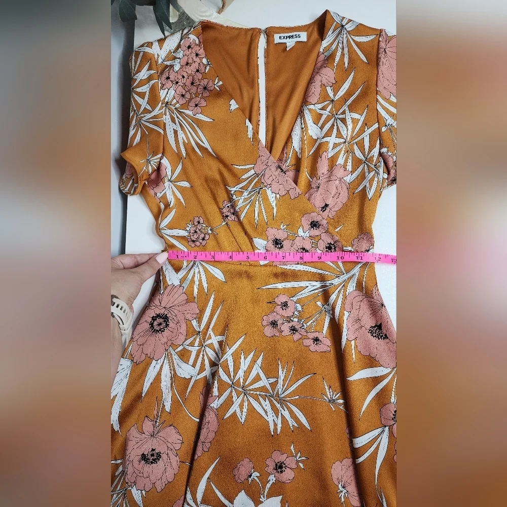 Express Orange Floral Mini Summer Dress - Picture 6 of 8
